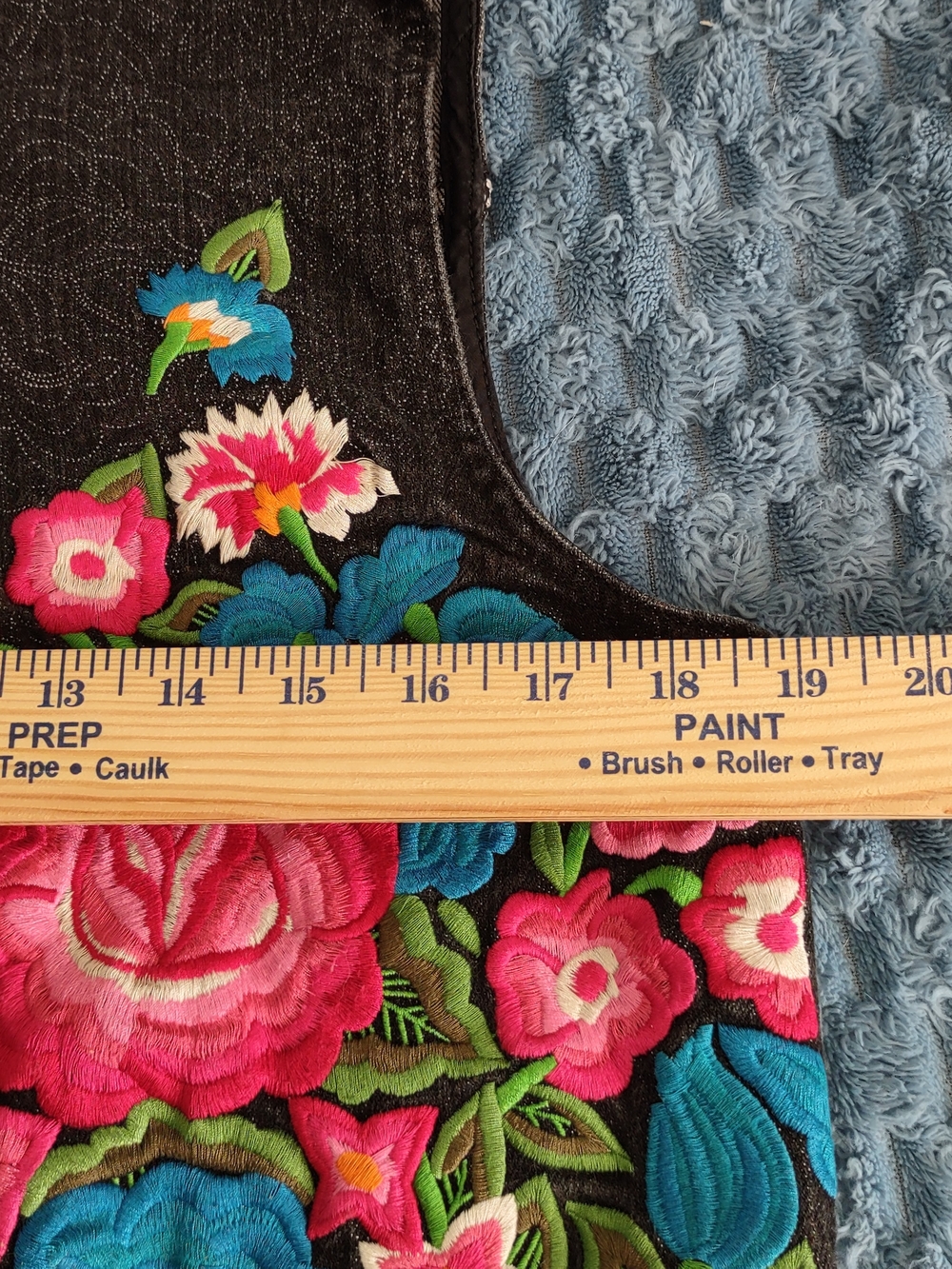 Chico's Patchwork Embroidered Floral Denim Vest Black w/ Bright Floral Size 1 M - Picture 4 of 7